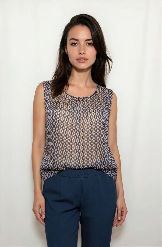 Top spalla larga con arriccio