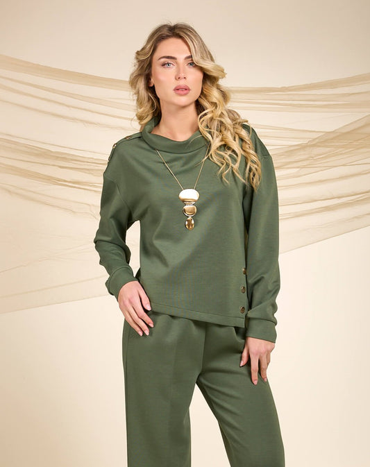 Maglia con collo ad anello e spacco