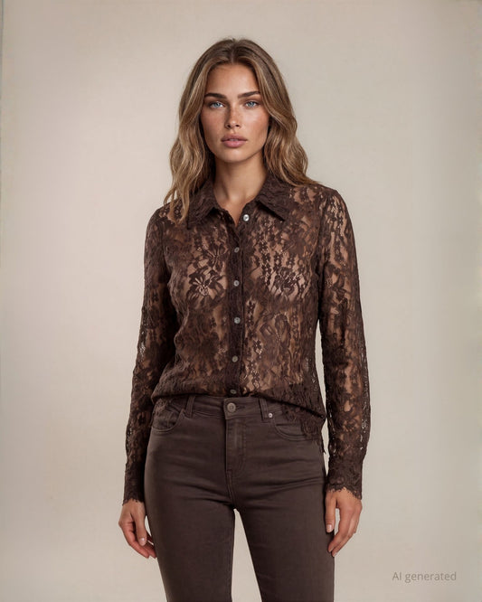Camicia in pizzo effetto velluto con polsini e cappe sul fondo