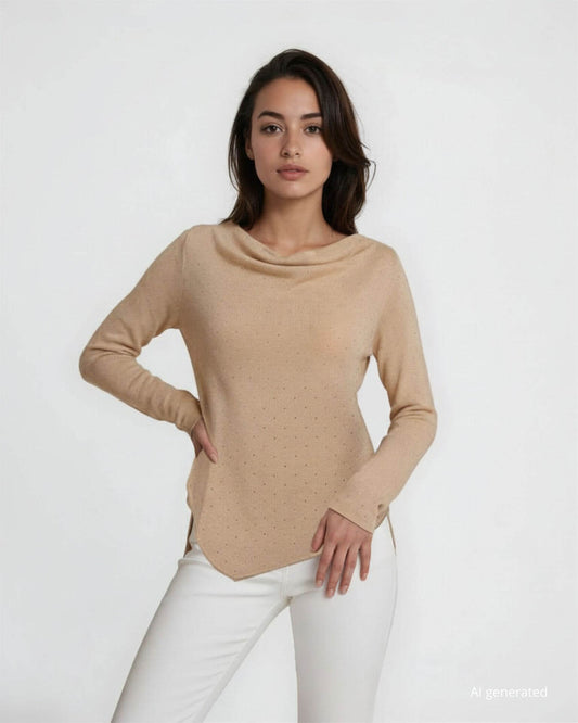 Maglia con strass e punta sul fondo