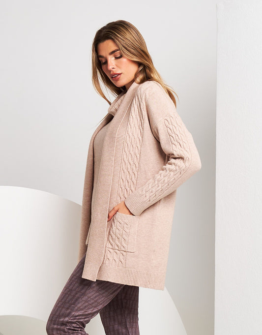 Cardigan a coste con lavorazione