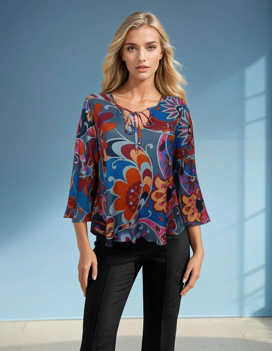 Casacca con volant e dettagli sullo scollo