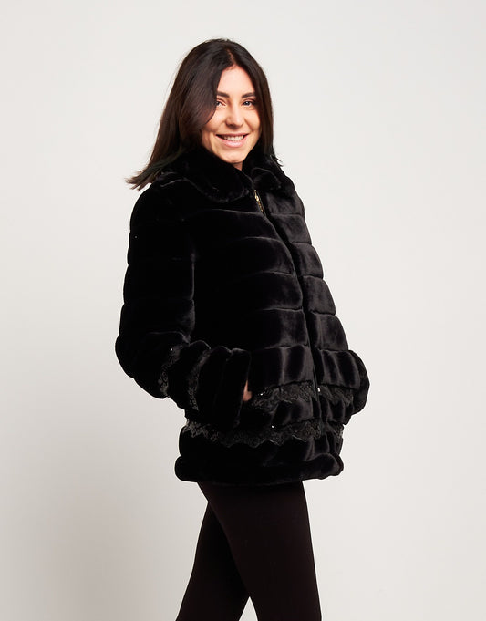 Ecopelliccia con ricamo di paillettes