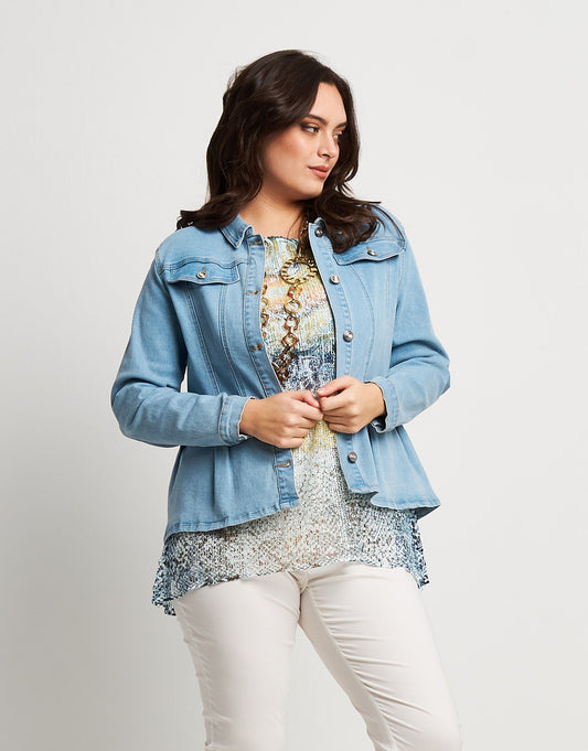 Giubbino in jeans con colletto e baschina curvy