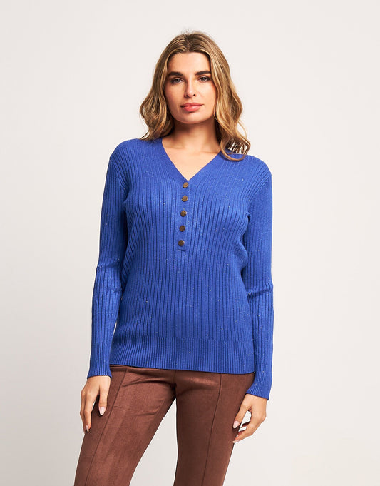 Maglia a coste con bottoni sullo scollo