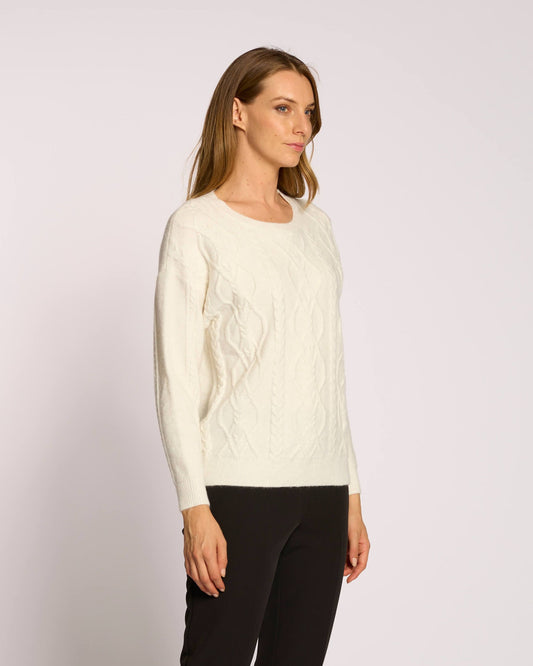 Maglia con lavorazione a trecce e lurex