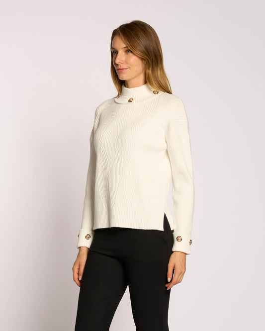 Maglione con lavorazione e bottoni