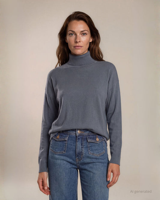 Maglia a scatola con collo alto denim