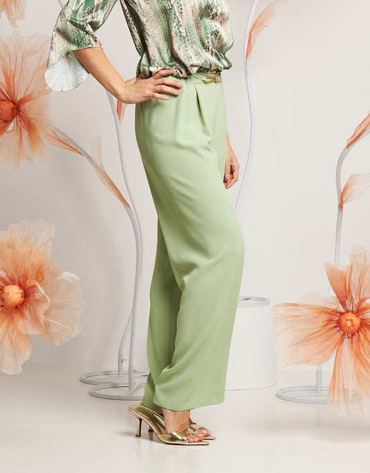 Pantalone con dettaglio in vita