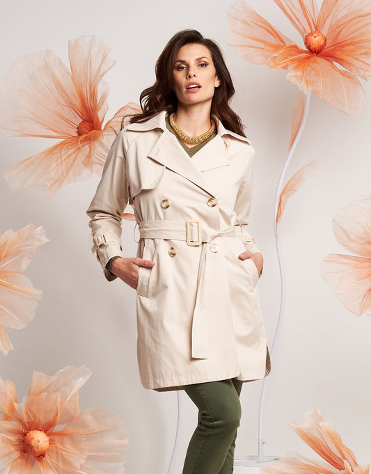 Trench con cintura in vita