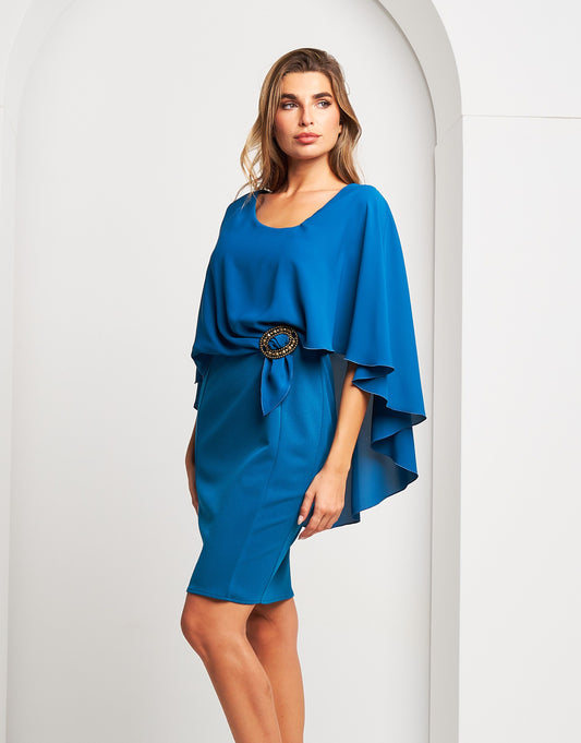 Tubino con mantellina e fibbia