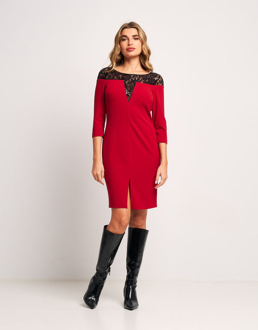 Tubino con spacco e pizzo con paillettes