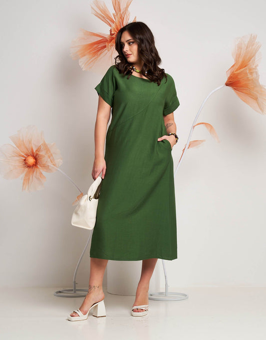 Vestito svasato con tasche