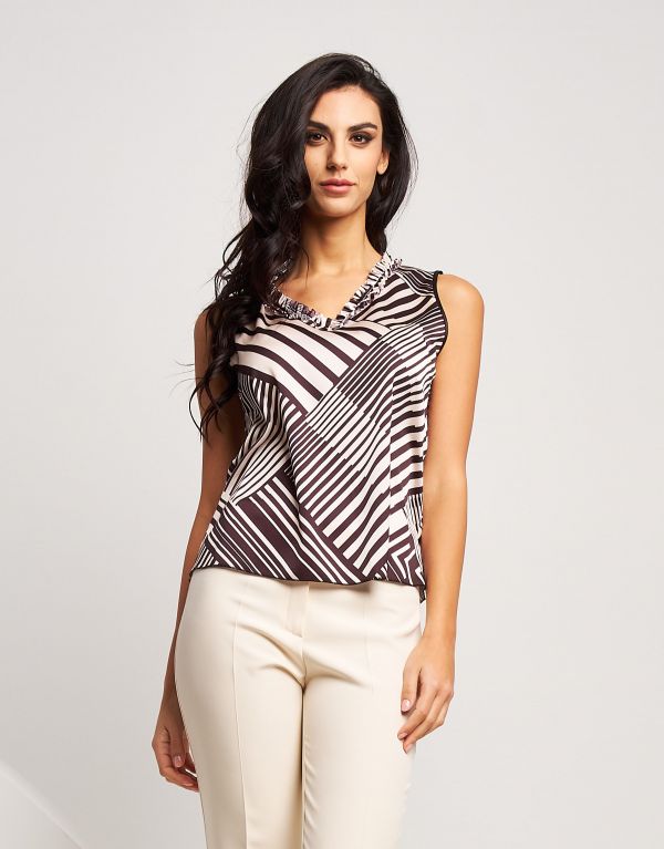 Top in raso con volants