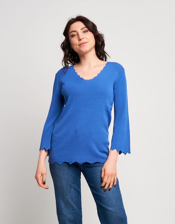 Maglia con bordi ondulati