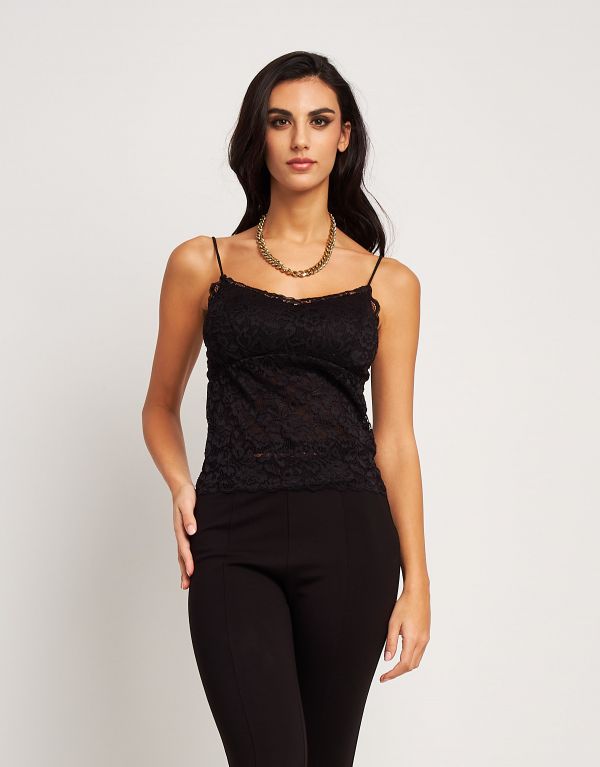 Top in pizzo con spalline