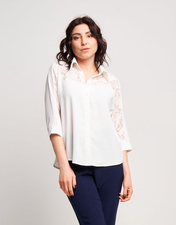 Camicia con inserti in pizzo
