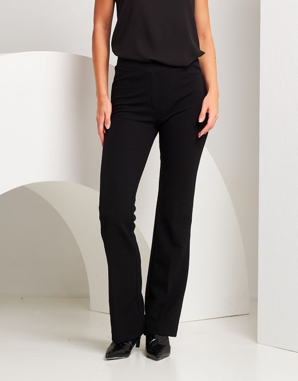 Pantalone a zampetta...