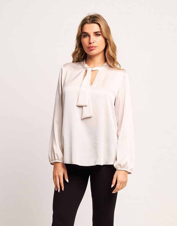 Camicia in raso con cravattina
