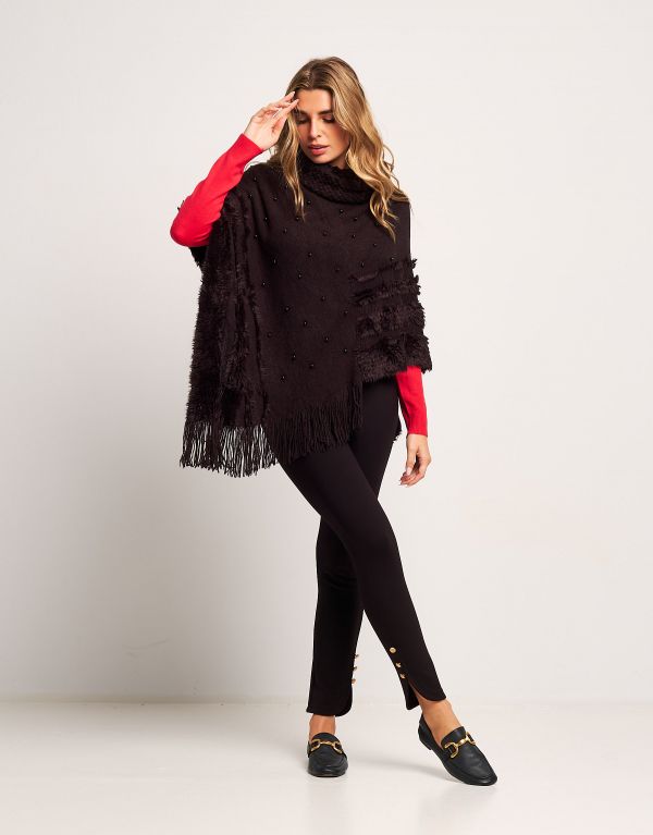 Poncho con perle e frange