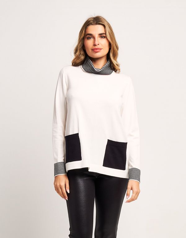 Maglia con dettagli a righe...