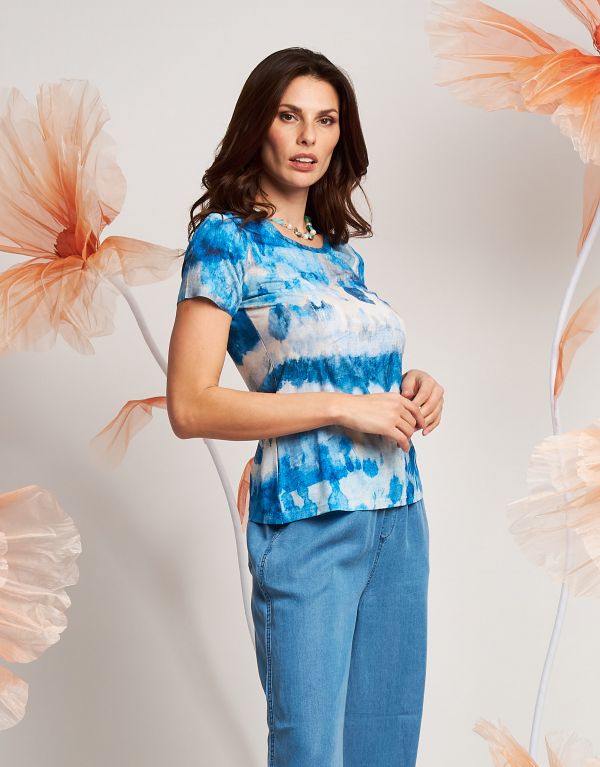 T-shirt con patch a cuore