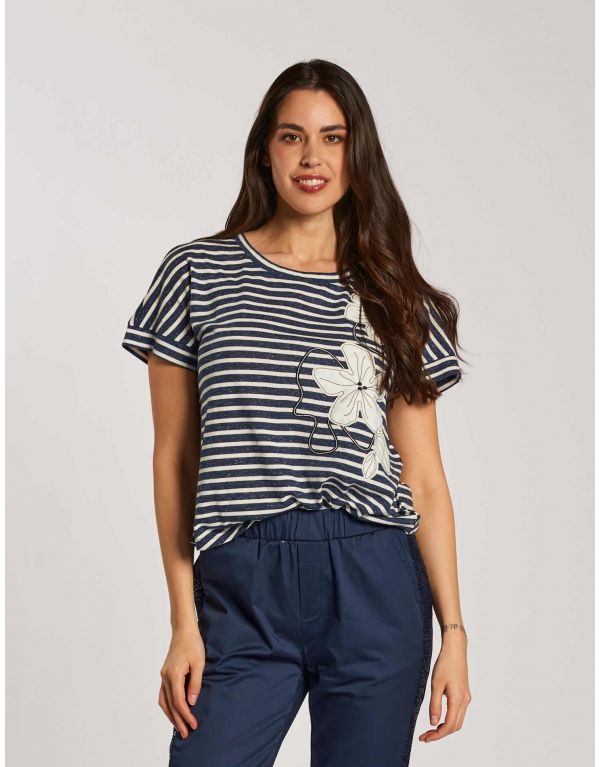 T-shirt con applicazione...