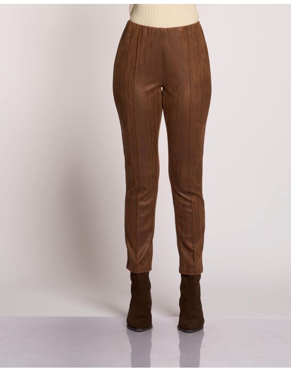 Pantalone effetto striato...