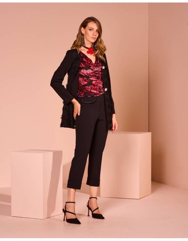 Top in ciniglia con scollo...