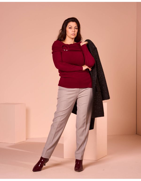 Maglia con anello e spacco