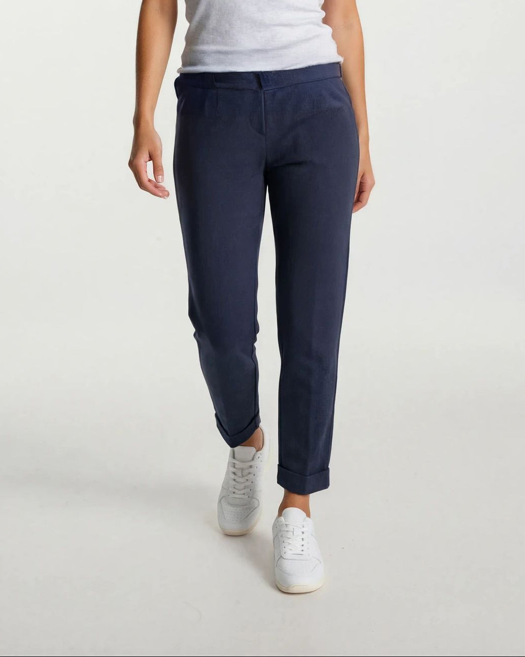 Pantalone in scuba con elastico e risvolti