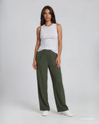 Pantalone palazzo in viscosa bollito con elastico in vita verde militare