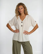 Camicia in cotone con bottoni sullo scollo e risvolto sulle maniche bianco