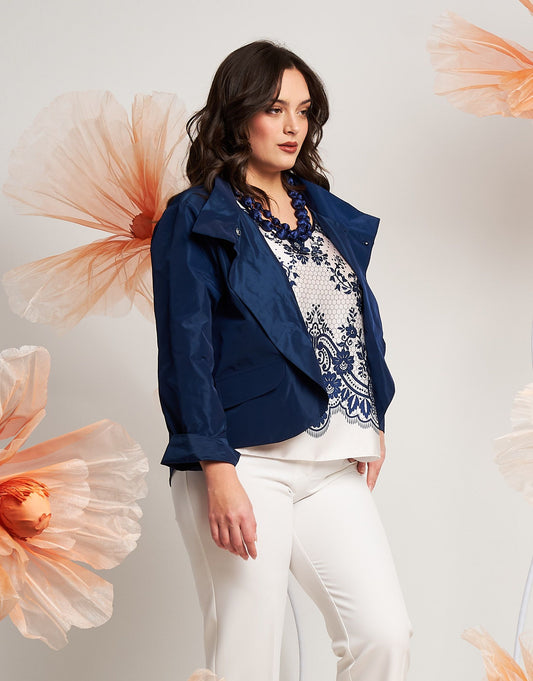 Cappa stondata in taffetà curvy