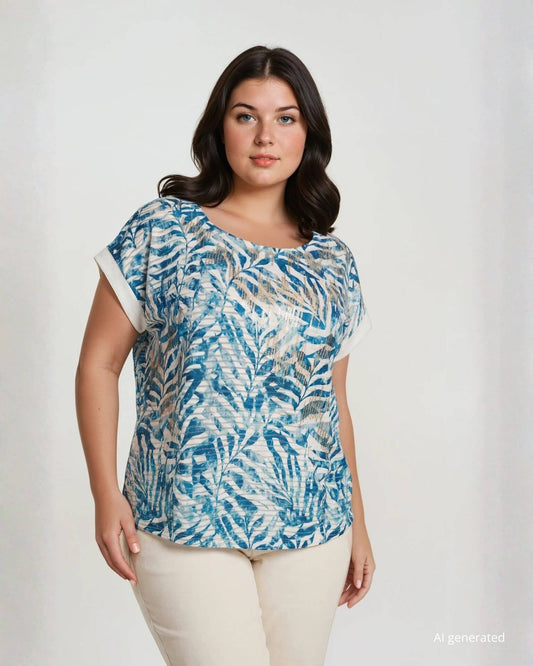 Maglia a scatola con lamina e trasparenze curvy