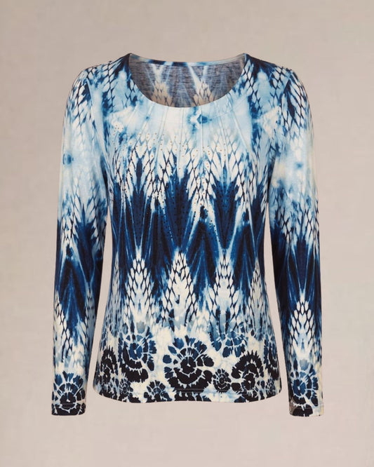 Maglia stampata fantasia blu con impunture al collo e strass sul fronte