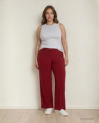 Pantalone in jersey largo a palazzo con elastico e dettaglio in vita rosso curvy