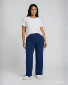 Pantalone in jersey largo a palazzo con elastico e dettaglio in vita blu curvy
