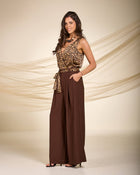 Pantalone largo con pieghe e cinturina in raso maculata cioccolato