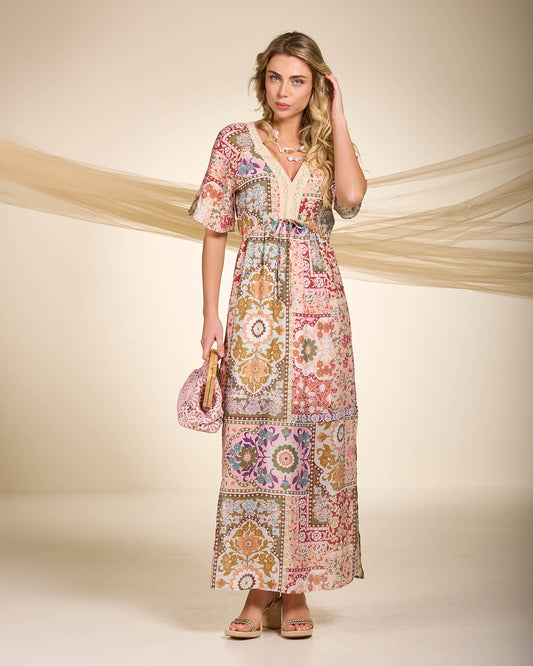 Vestito lungo fantasia patchwork con maniche a kimono e coulisse in vita