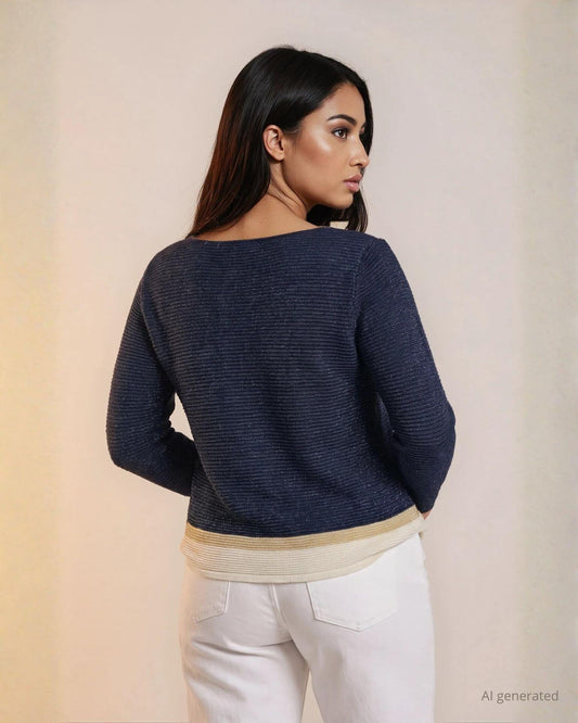 Maglia con lurex e righe ai bordi curvy