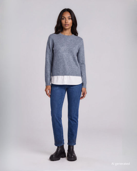 Maglia in filato paillettes con finta camicia sul fondo