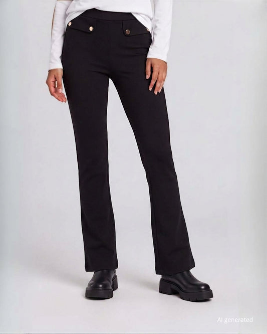 Pantalone a zampa in punto Milano con borchie sulle pattine
