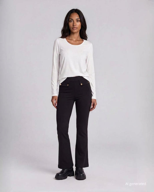 Pantalone a zampa in punto Milano con borchie sulle pattine