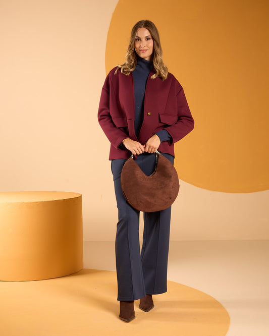 Giacca in tessuto punto Milano doppiato con tasche applicate e pattine