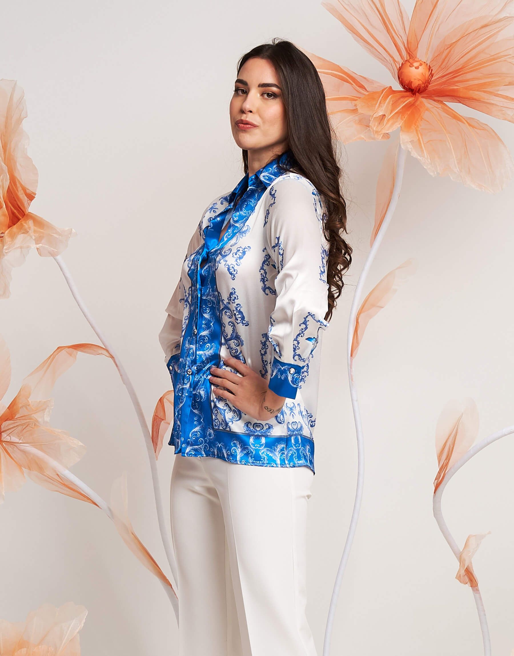 Camicia fantasia con colletto e polsi