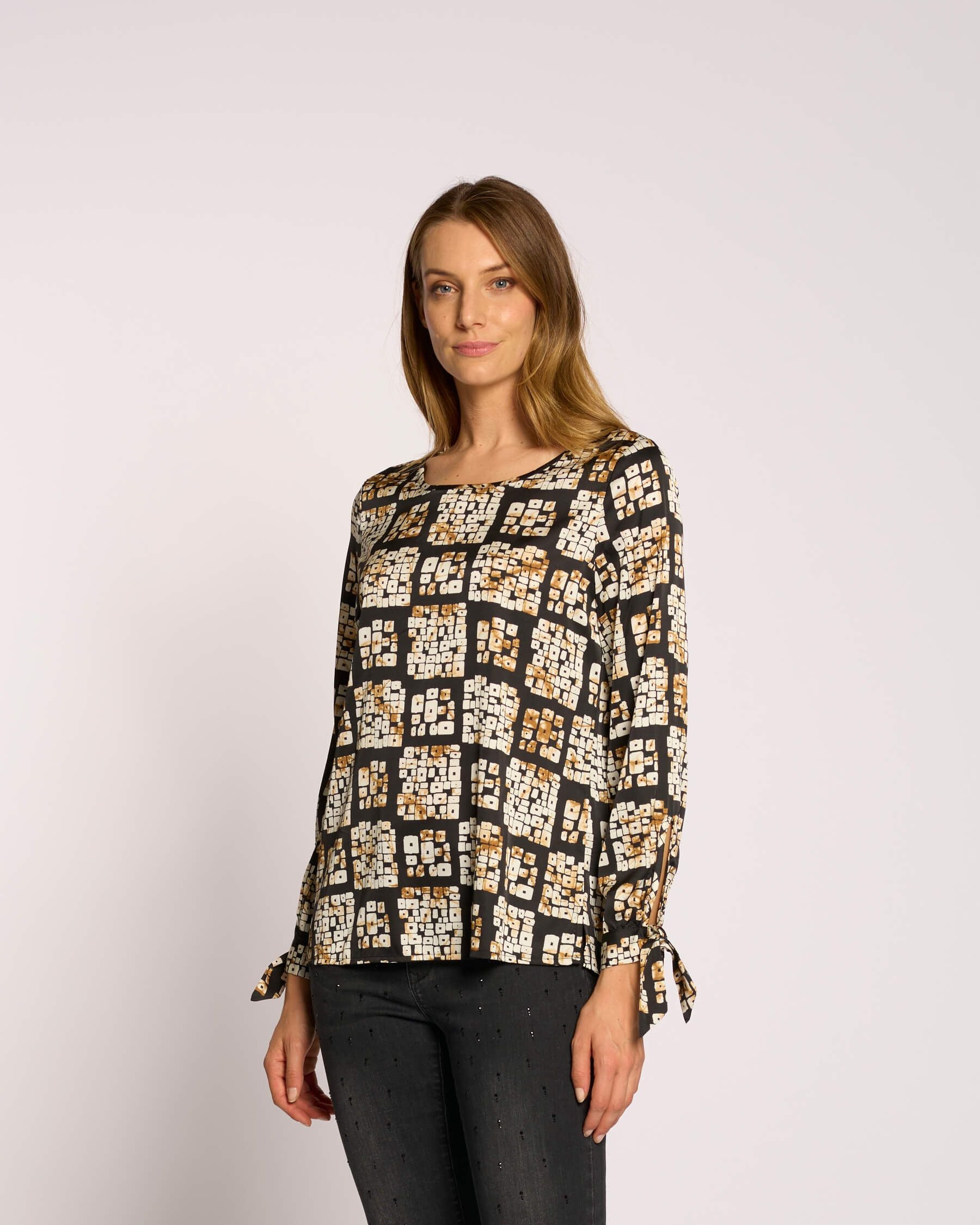 Camicia fantasia con fiocchi removibili