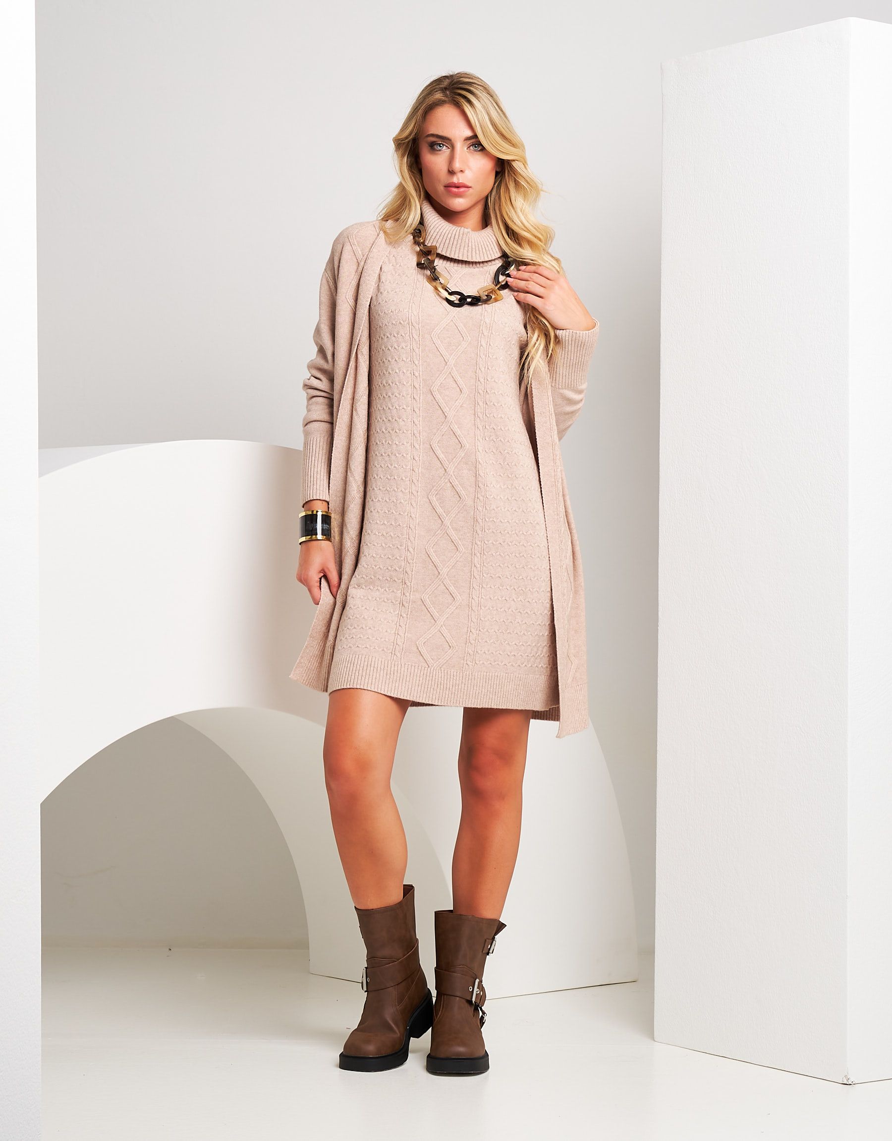 Cardigan in maglia con lavorazione