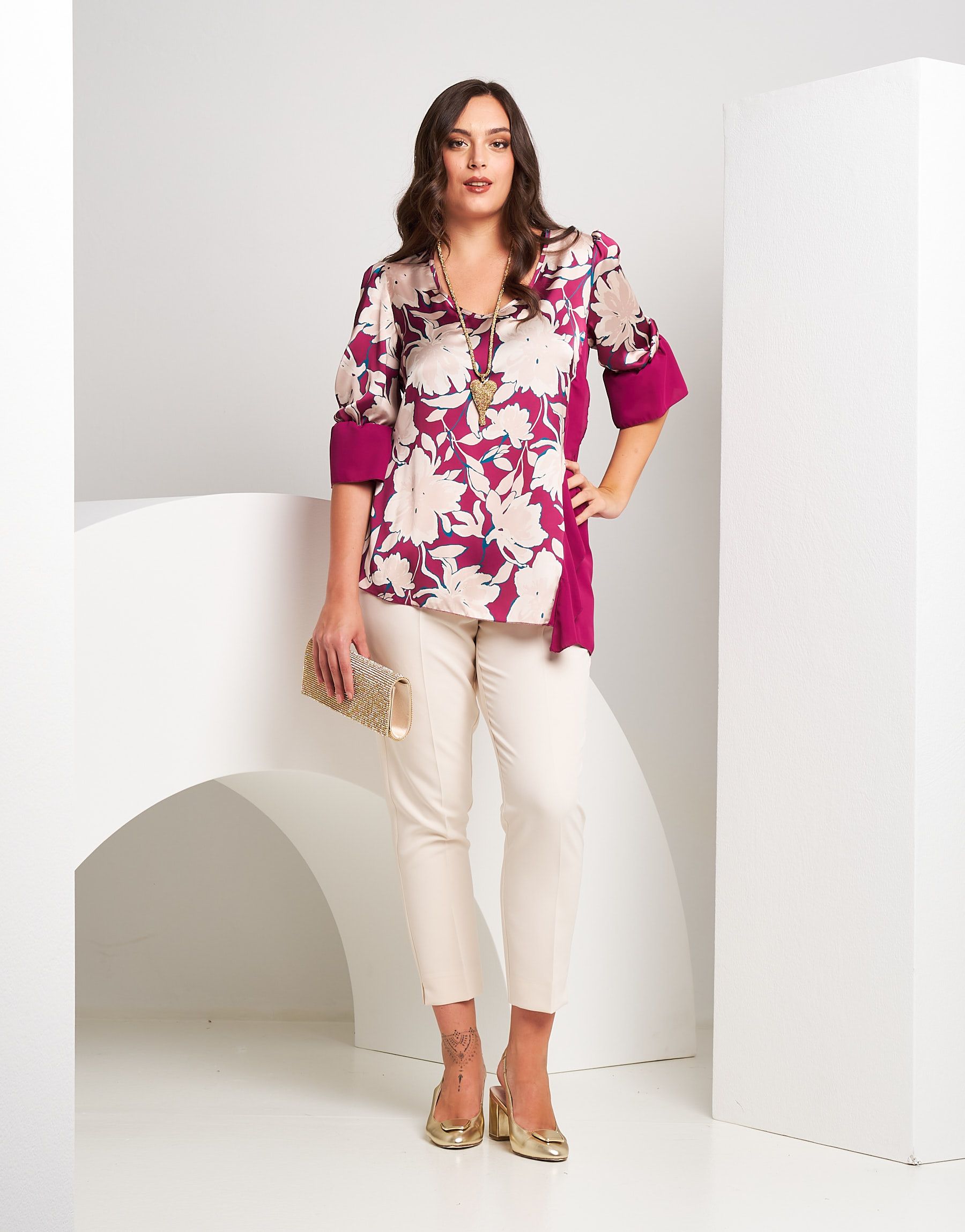 Casacca asimmetrica in raso fantasia iris curvy