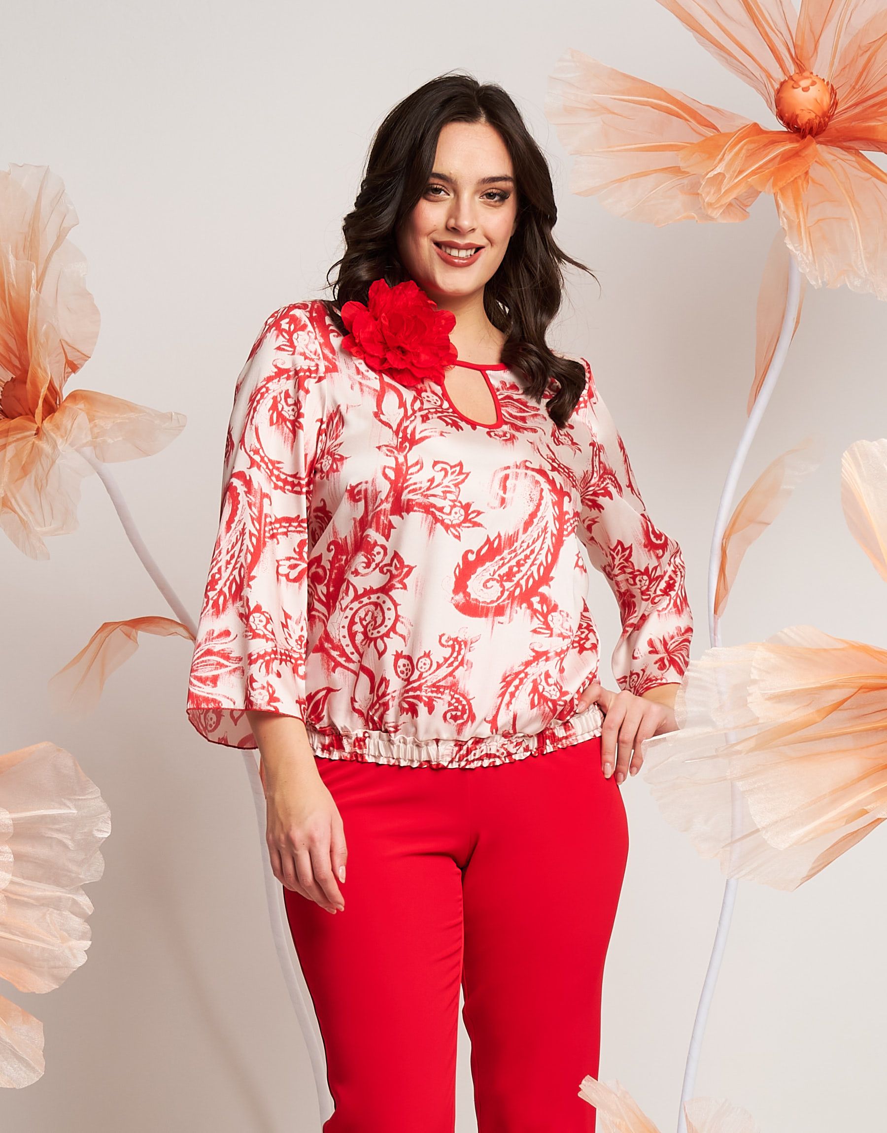 Casacca con goccia sullo scollo curvy